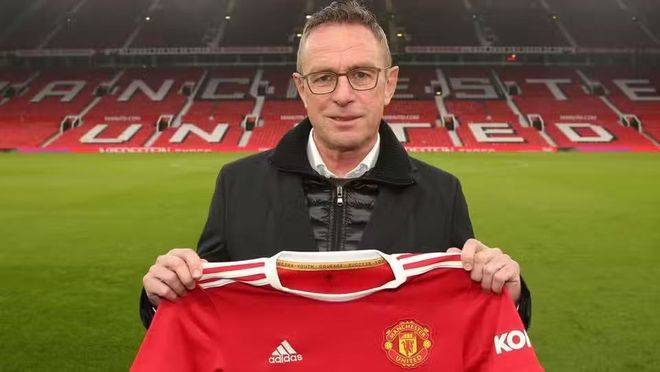 曼联悔青肠子！朗尼克当年钦点之人如今剑指金球奖